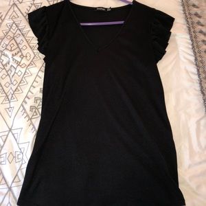 Plain black BooHoo t-shirt
